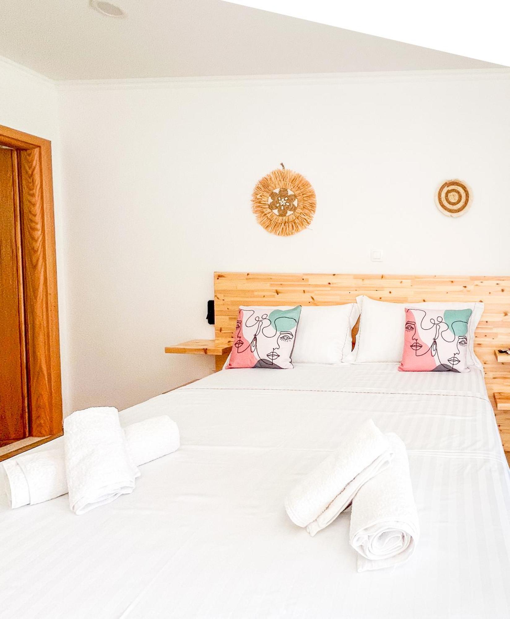 Village View Apartments Himare Exterior photo